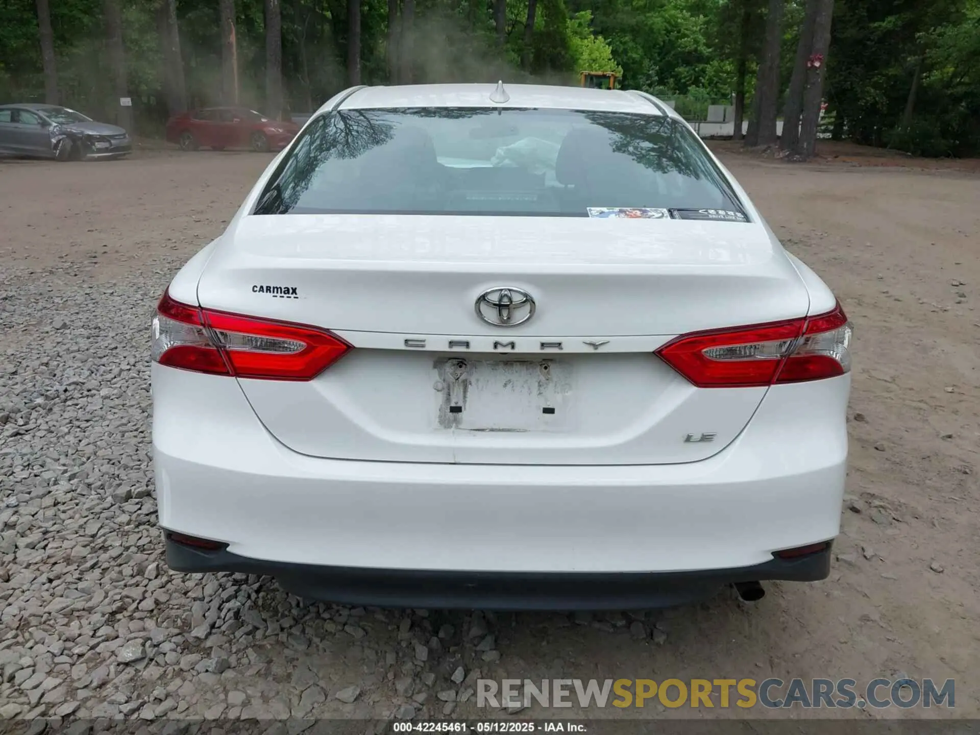 16 Photograph of a damaged car 4T1C11AK4LU316588 TOYOTA CAMRY 2020