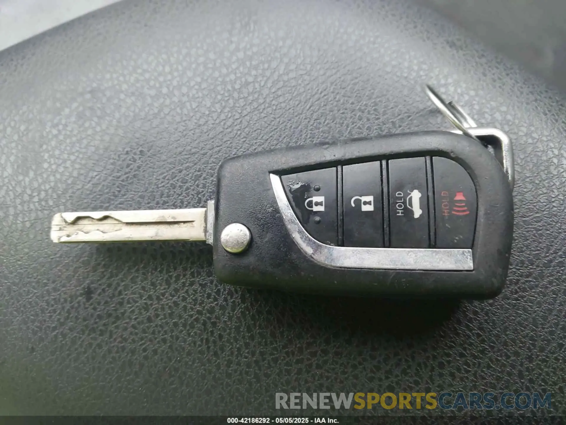 11 Фотография поврежденного автомобиля 4T1C11AK4LU331558 TOYOTA CAMRY 2020