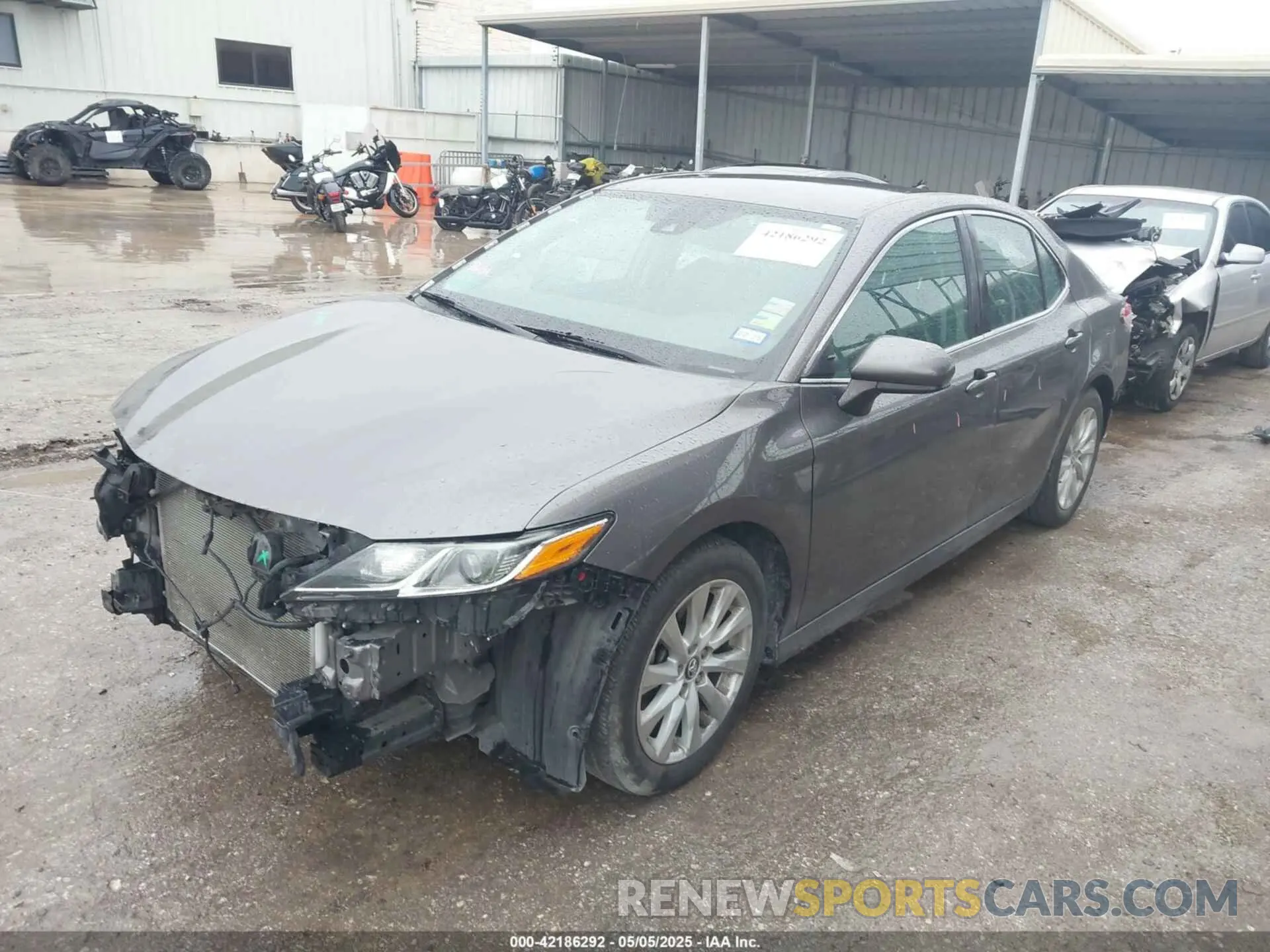 2 Фотография поврежденного автомобиля 4T1C11AK4LU331558 TOYOTA CAMRY 2020