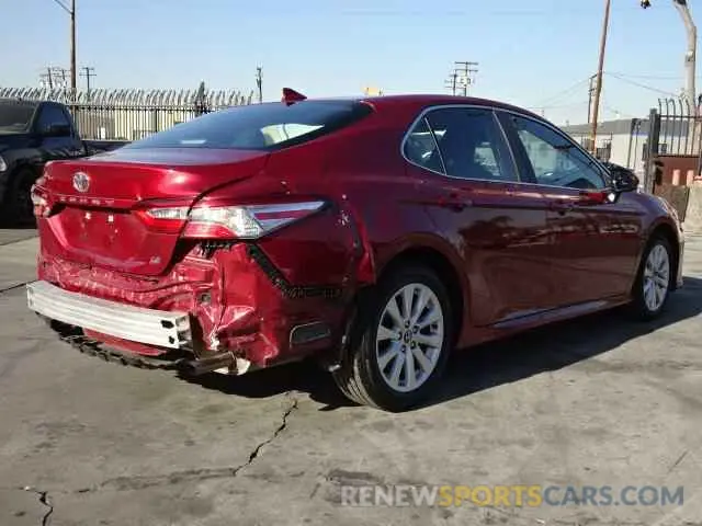 4 Photograph of a damaged car 4T1C11AK4LU334105 TOYOTA CAMRY 2020