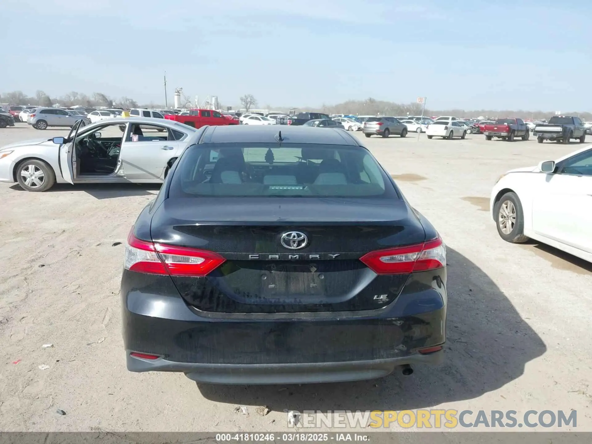 17 Фотография поврежденного автомобиля 4T1C11AK4LU345461 TOYOTA CAMRY 2020