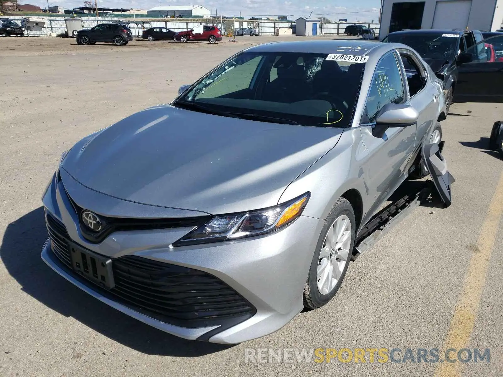 2 Photograph of a damaged car 4T1C11AK4LU353236 TOYOTA CAMRY 2020