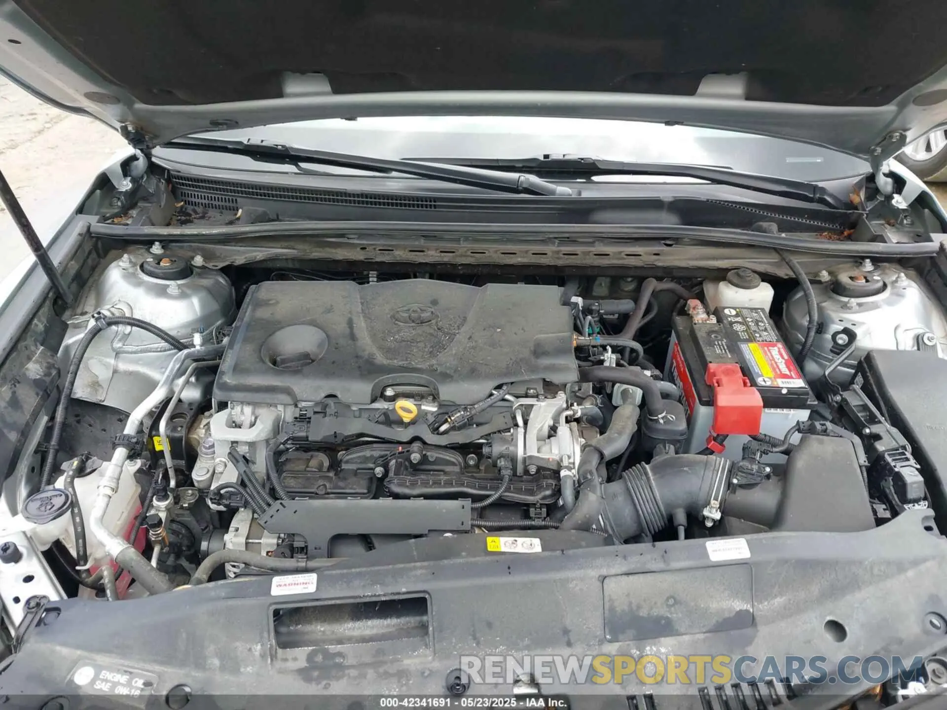 10 Photograph of a damaged car 4T1C11AK4LU389069 TOYOTA CAMRY 2020