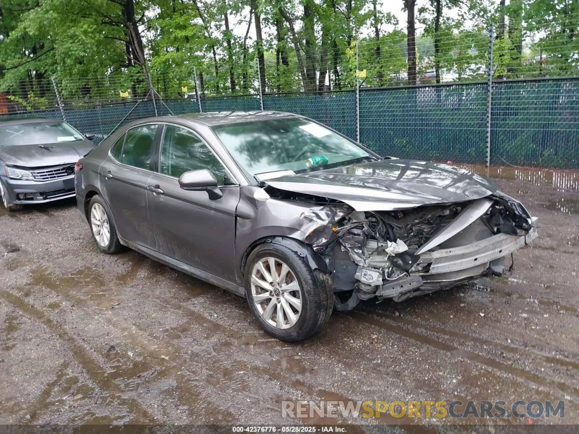 1 Фотография поврежденного автомобиля 4T1C11AK4LU395468 TOYOTA CAMRY 2020
