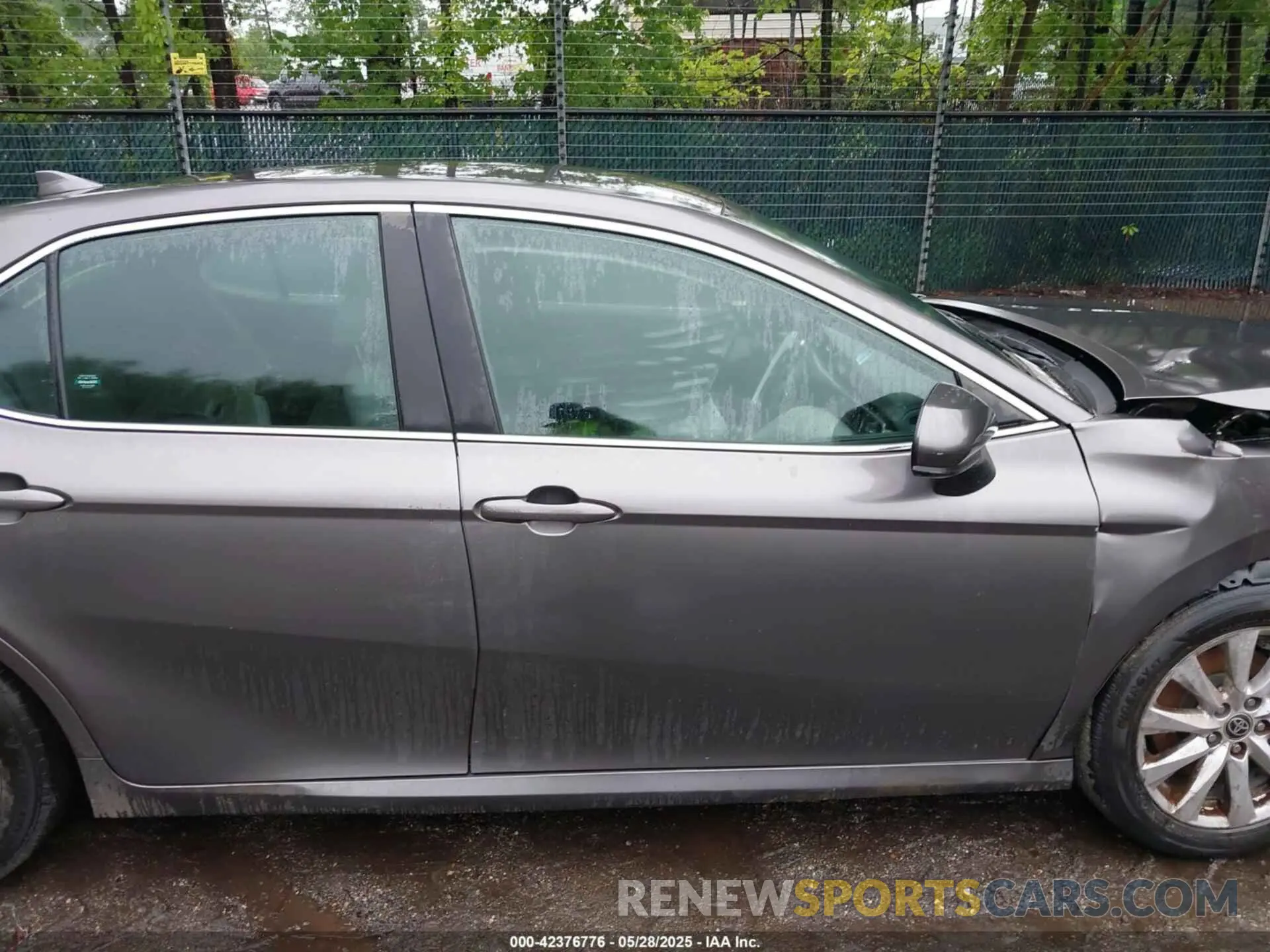 12 Фотография поврежденного автомобиля 4T1C11AK4LU395468 TOYOTA CAMRY 2020