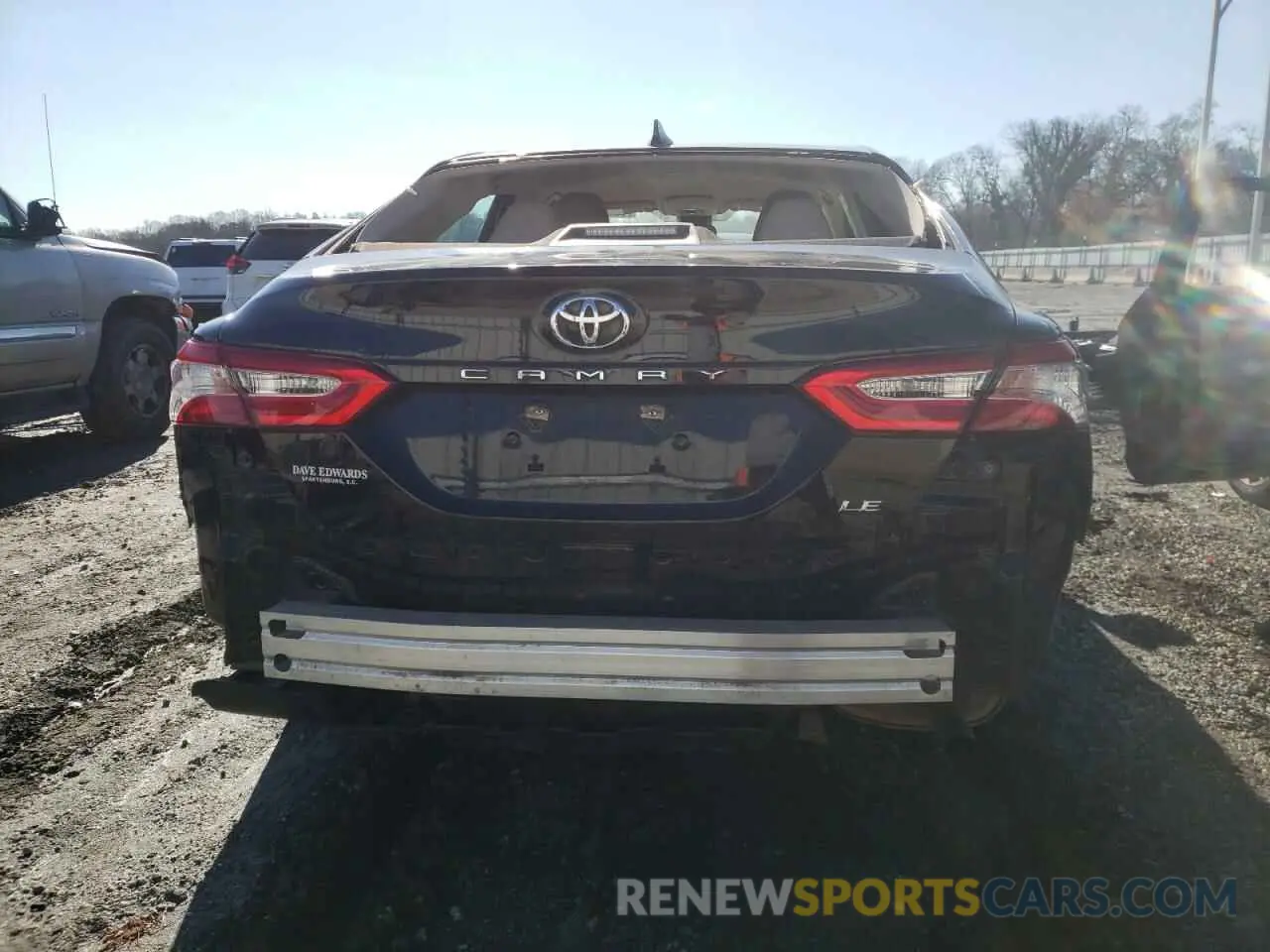 6 Photograph of a damaged car 4T1C11AK4LU862551 TOYOTA CAMRY 2020