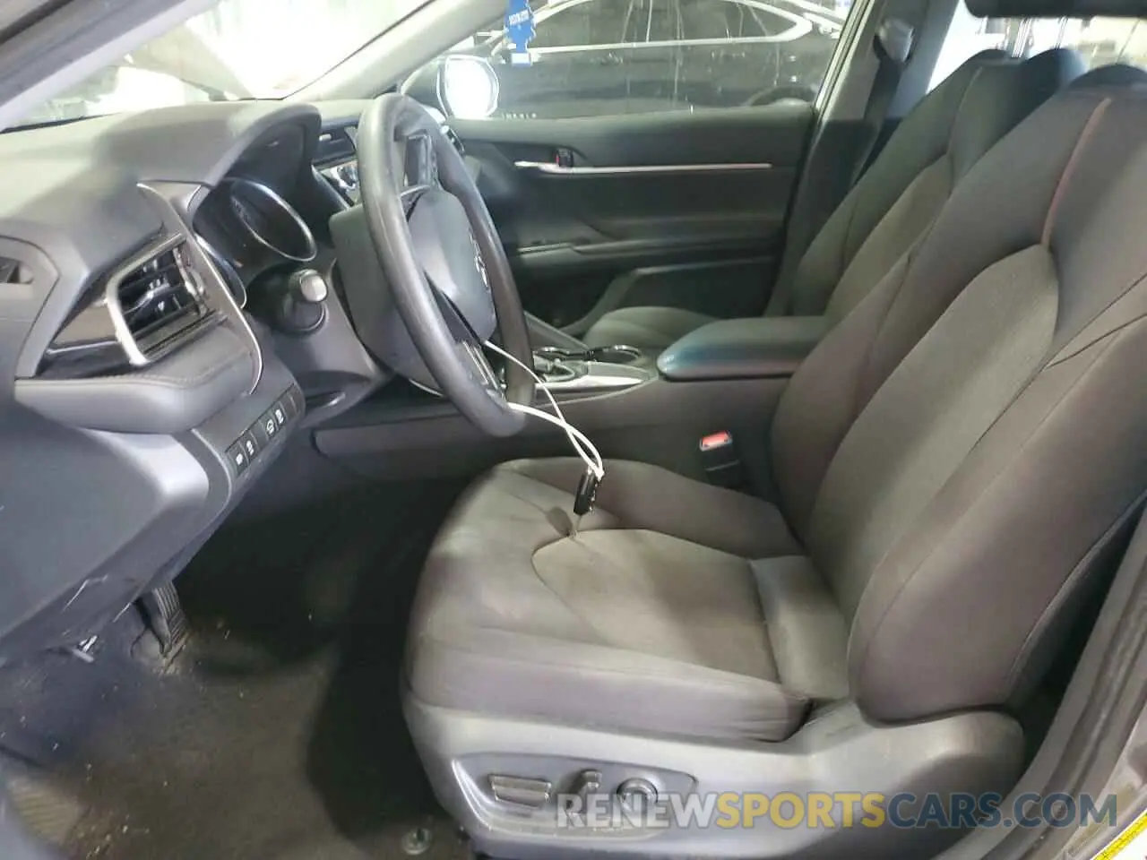 7 Photograph of a damaged car 4T1C11AK4LU875798 TOYOTA CAMRY 2020