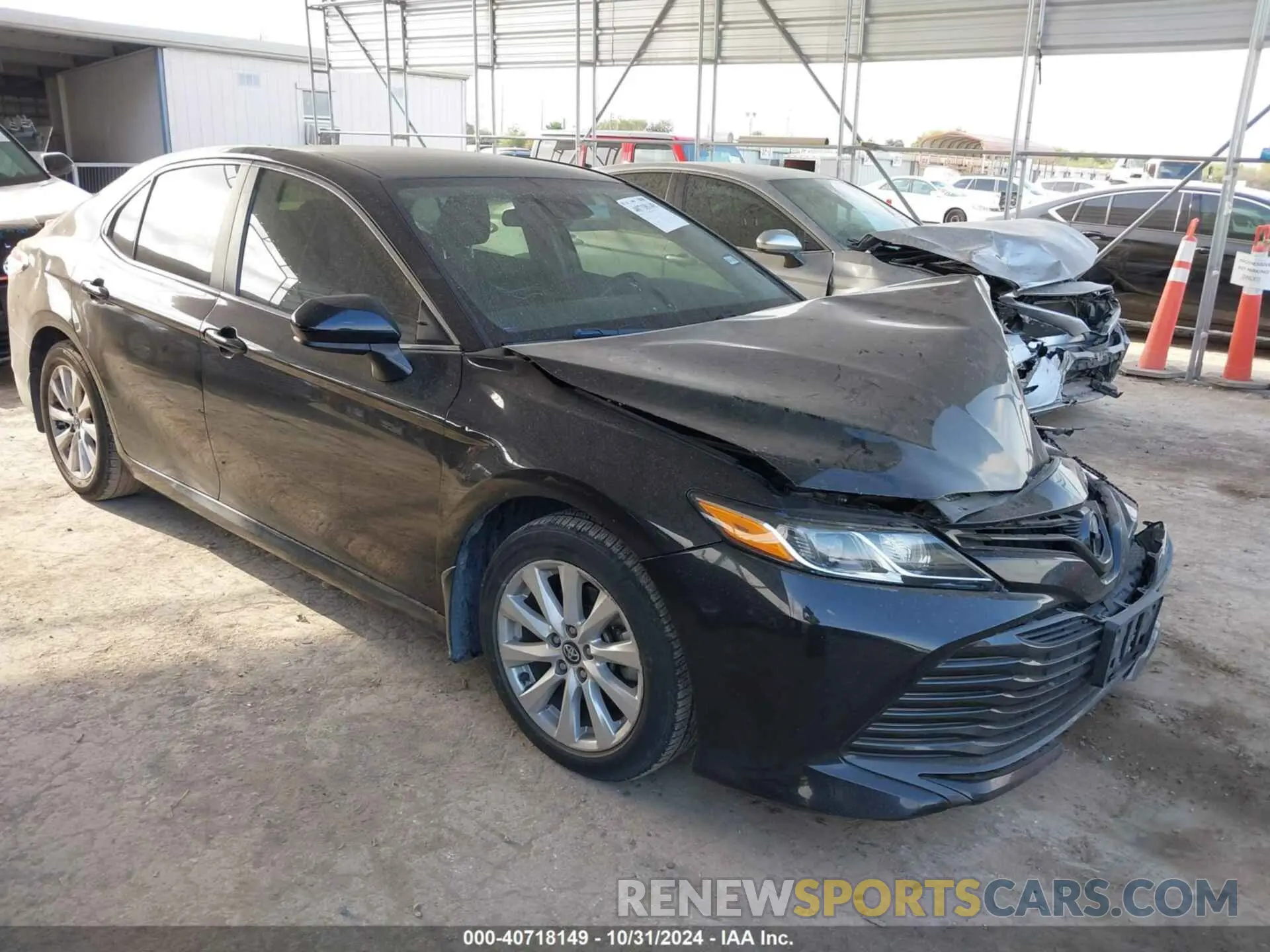 1 Photograph of a damaged car 4T1C11AK4LU933960 TOYOTA CAMRY 2020