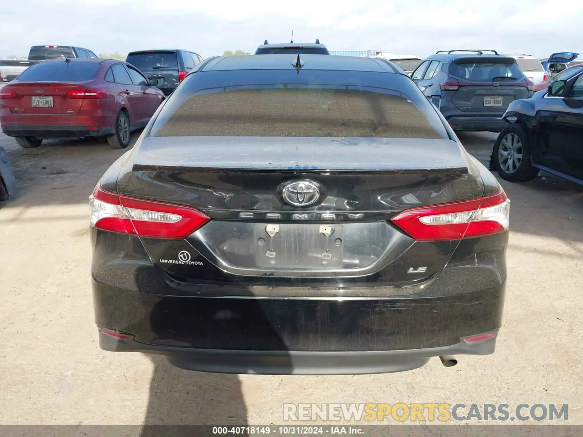 16 Photograph of a damaged car 4T1C11AK4LU933960 TOYOTA CAMRY 2020