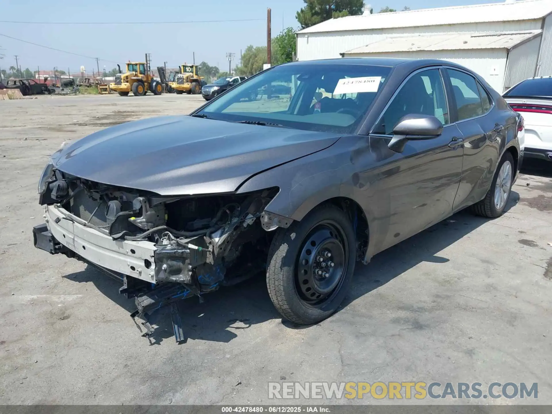 2 Photograph of a damaged car 4T1C11AK4LU961421 TOYOTA CAMRY 2020