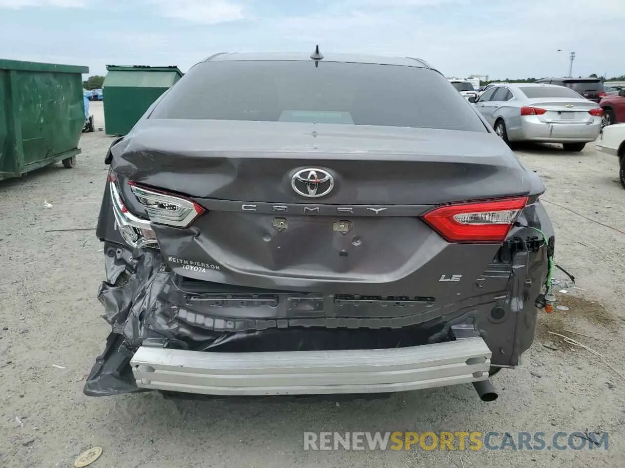 6 Photograph of a damaged car 4T1C11AK4LU970264 TOYOTA CAMRY 2020