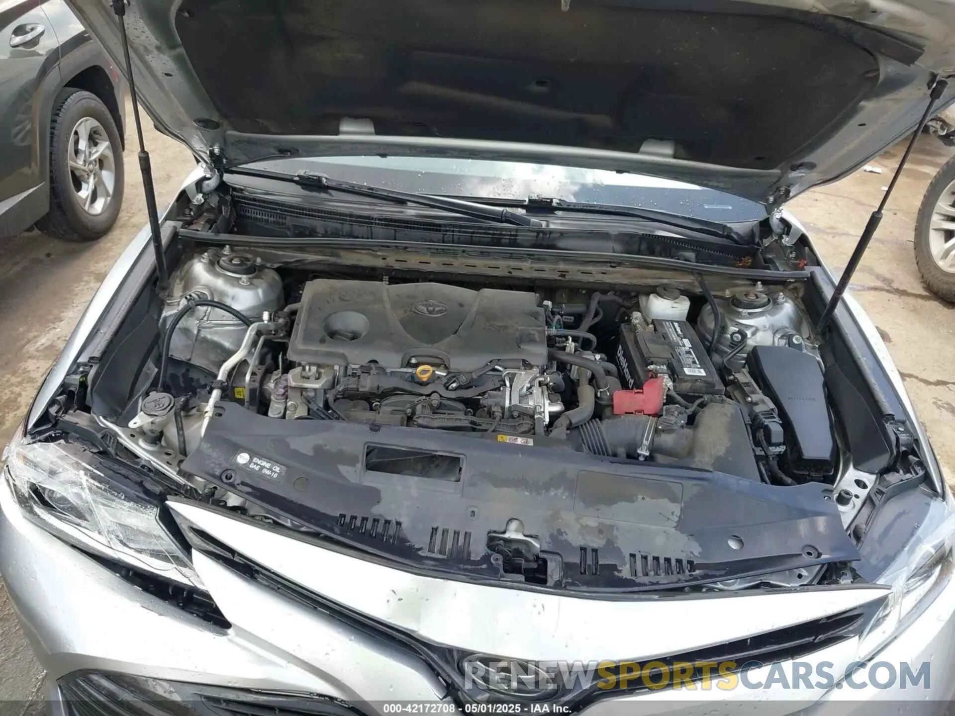 10 Photograph of a damaged car 4T1C11AK4LU971480 TOYOTA CAMRY 2020