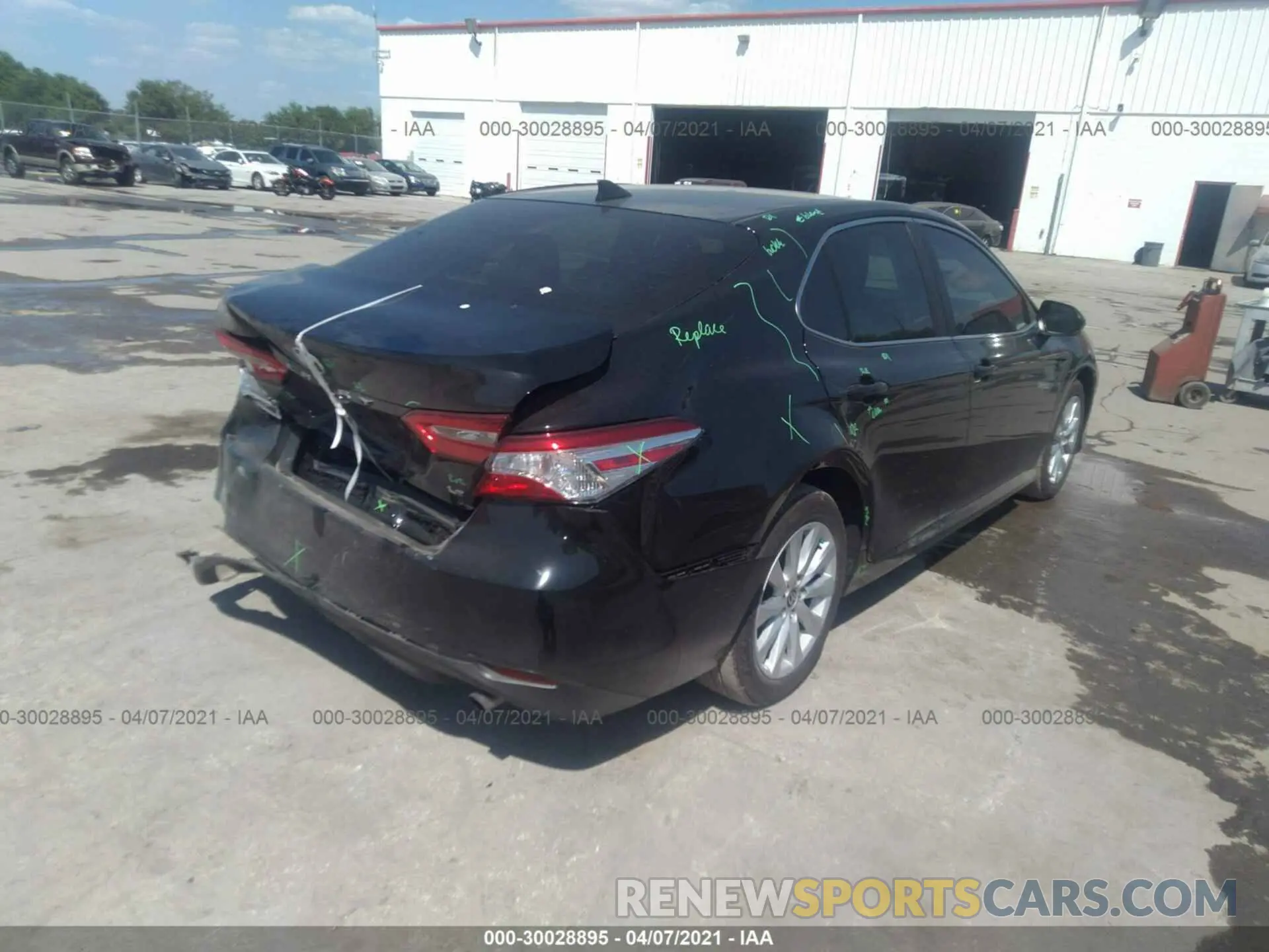 4 Photograph of a damaged car 4T1C11AK4LU994953 TOYOTA CAMRY 2020