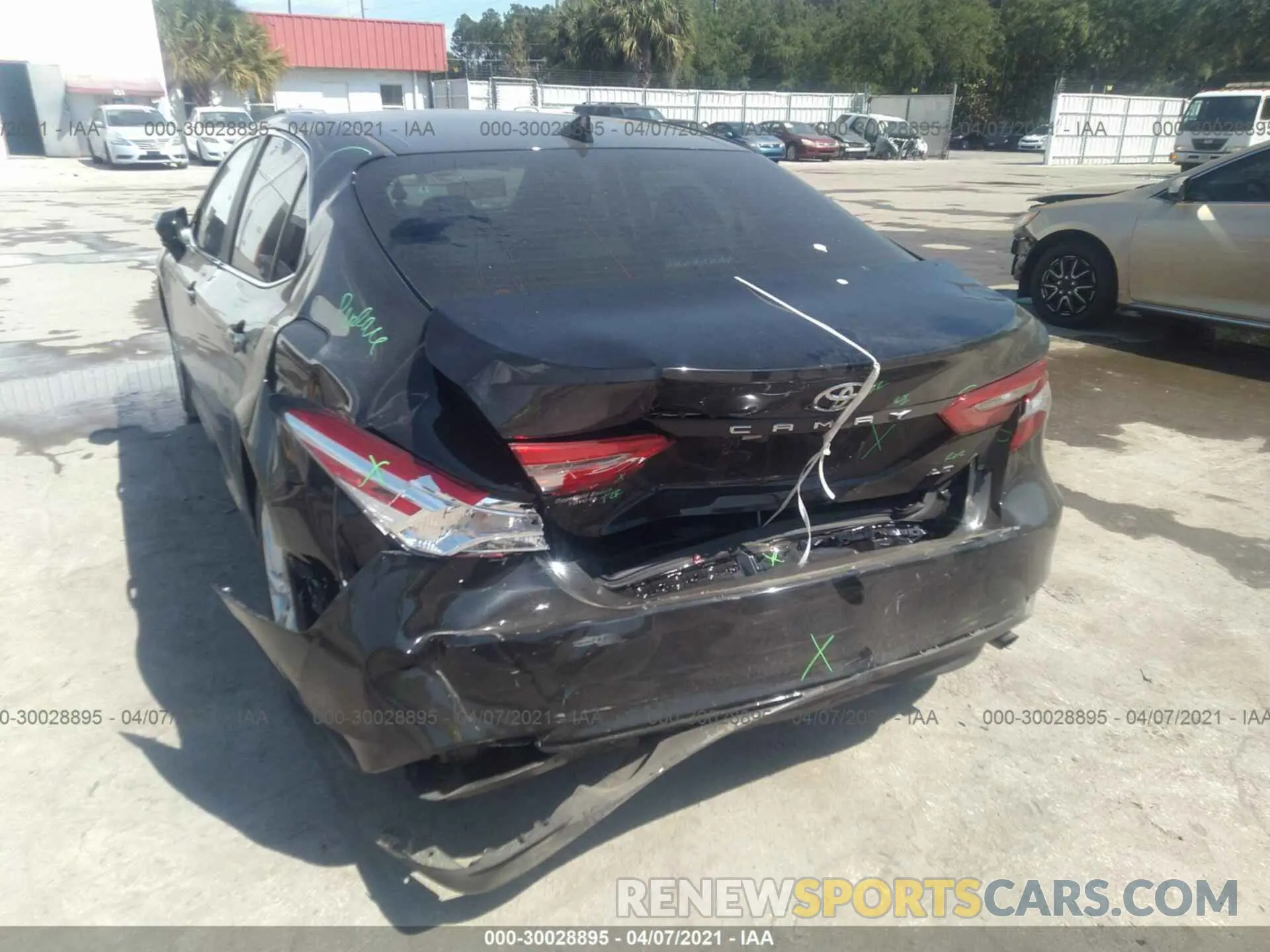 6 Photograph of a damaged car 4T1C11AK4LU994953 TOYOTA CAMRY 2020