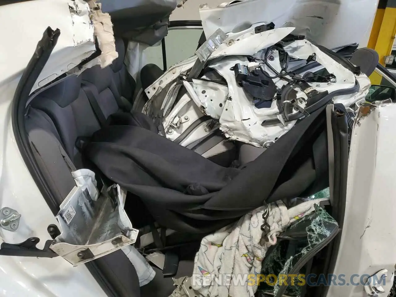 10 Фотография поврежденного автомобиля 4T1C11AK4LU998615 TOYOTA CAMRY 2020