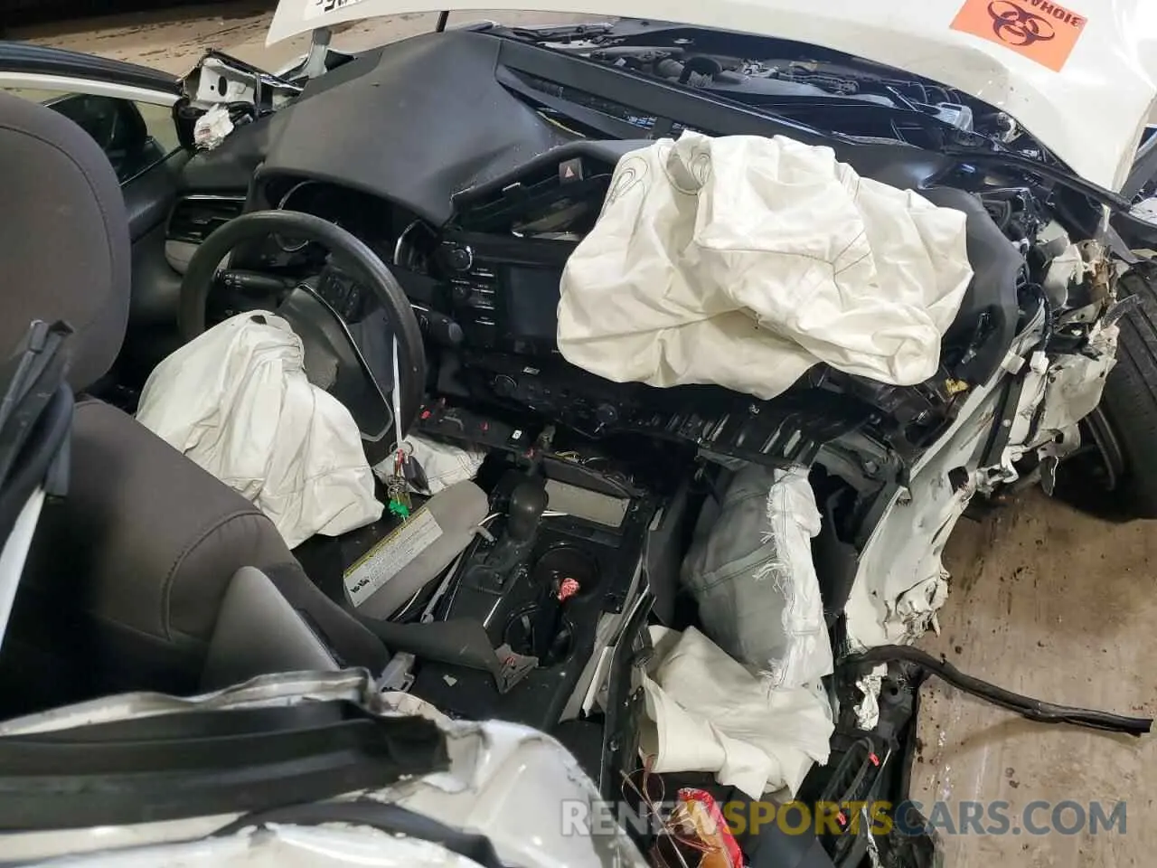 8 Фотография поврежденного автомобиля 4T1C11AK4LU998615 TOYOTA CAMRY 2020