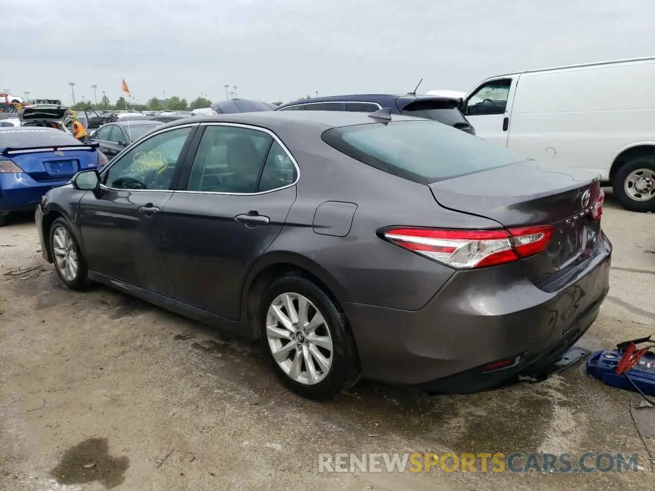 2 Photograph of a damaged car 4T1C11AK5LU337515 TOYOTA CAMRY 2020