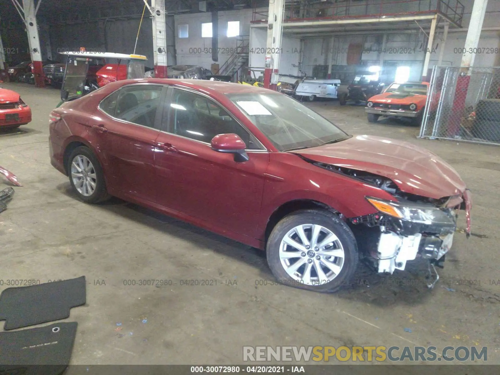 1 Photograph of a damaged car 4T1C11AK5LU351995 TOYOTA CAMRY 2020