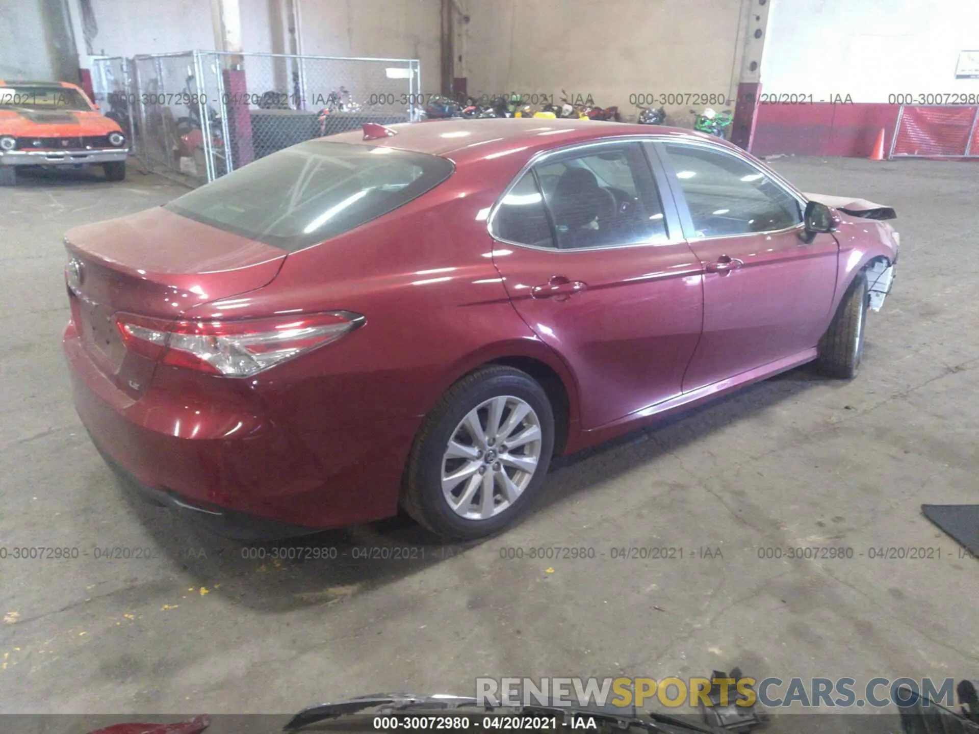 4 Photograph of a damaged car 4T1C11AK5LU351995 TOYOTA CAMRY 2020