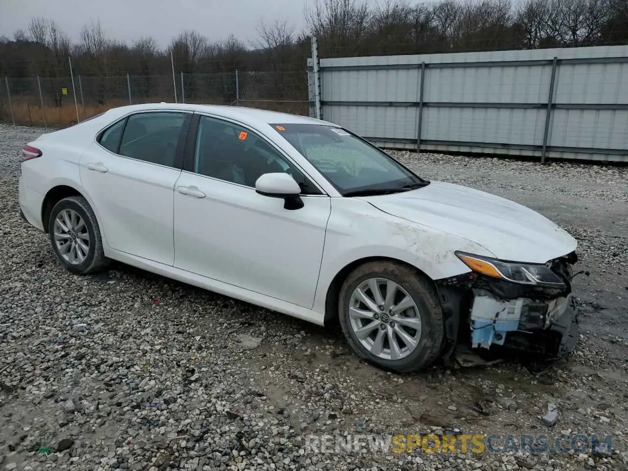 4 Фотография поврежденного автомобиля 4T1C11AK5LU501054 TOYOTA CAMRY 2020