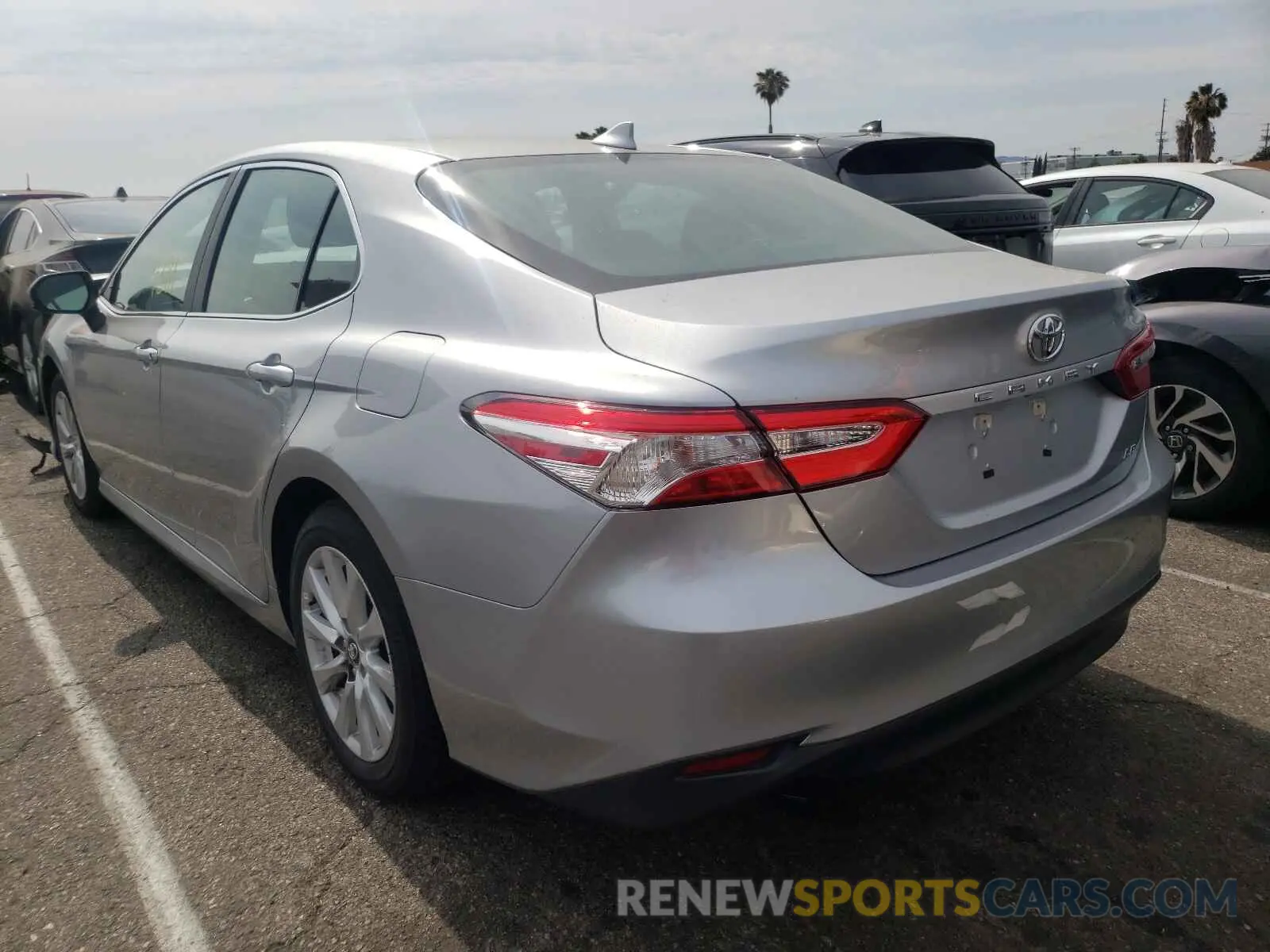 3 Photograph of a damaged car 4T1C11AK5LU873185 TOYOTA CAMRY 2020
