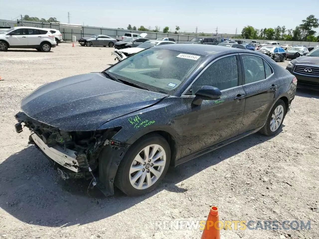 1 Photograph of a damaged car 4T1C11AK5LU884333 TOYOTA CAMRY 2020