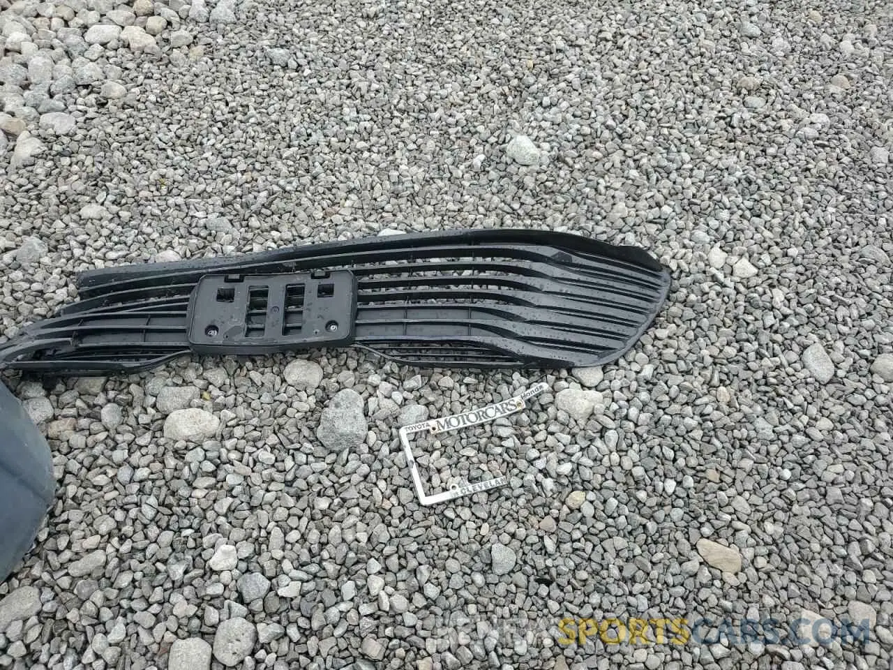 12 Photograph of a damaged car 4T1C11AK5LU910011 TOYOTA CAMRY 2020