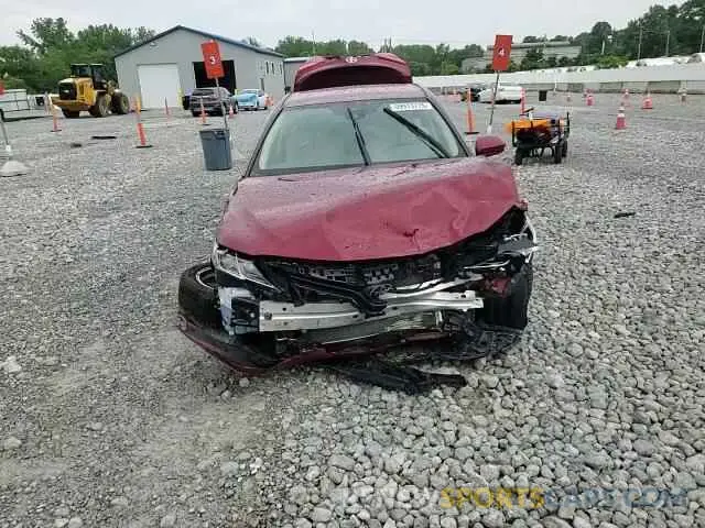 14 Photograph of a damaged car 4T1C11AK5LU910011 TOYOTA CAMRY 2020