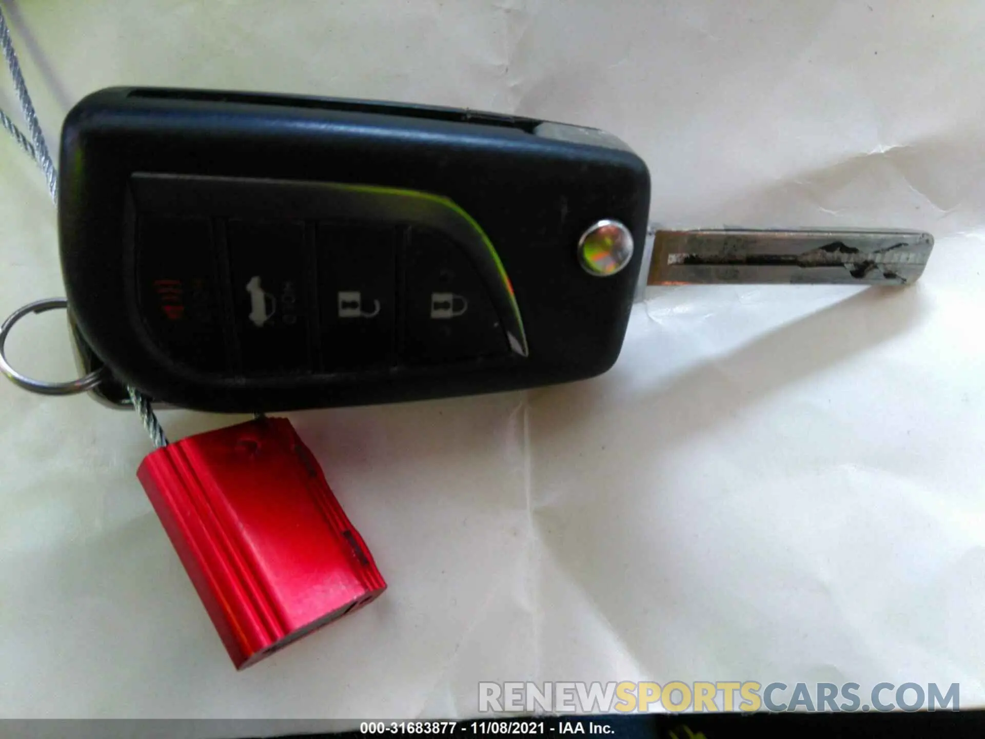 11 Photograph of a damaged car 4T1C11AK5LU955871 TOYOTA CAMRY 2020