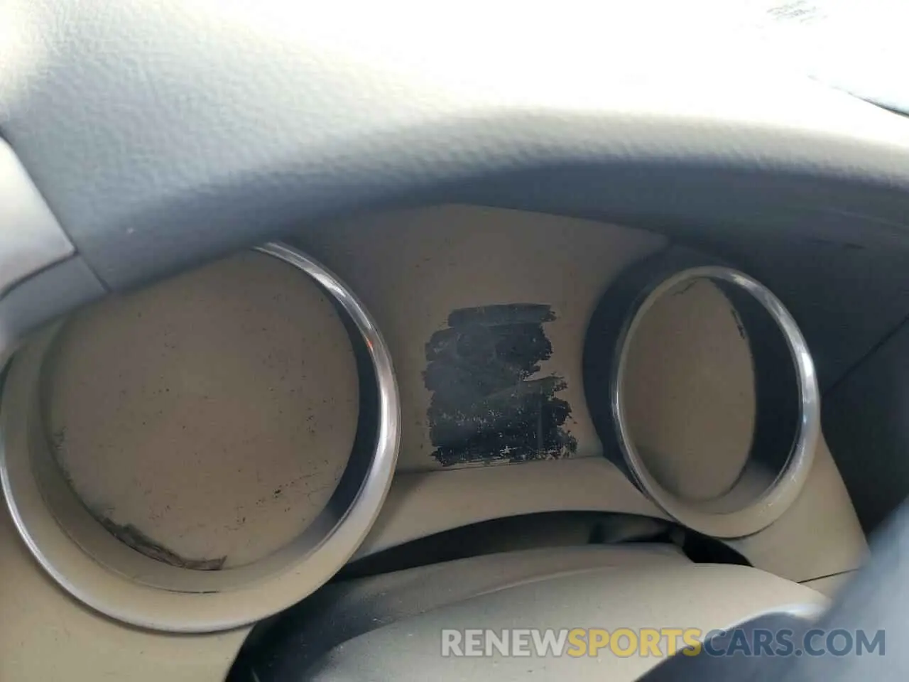 9 Photograph of a damaged car 4T1C11AK5LU959970 TOYOTA CAMRY 2020