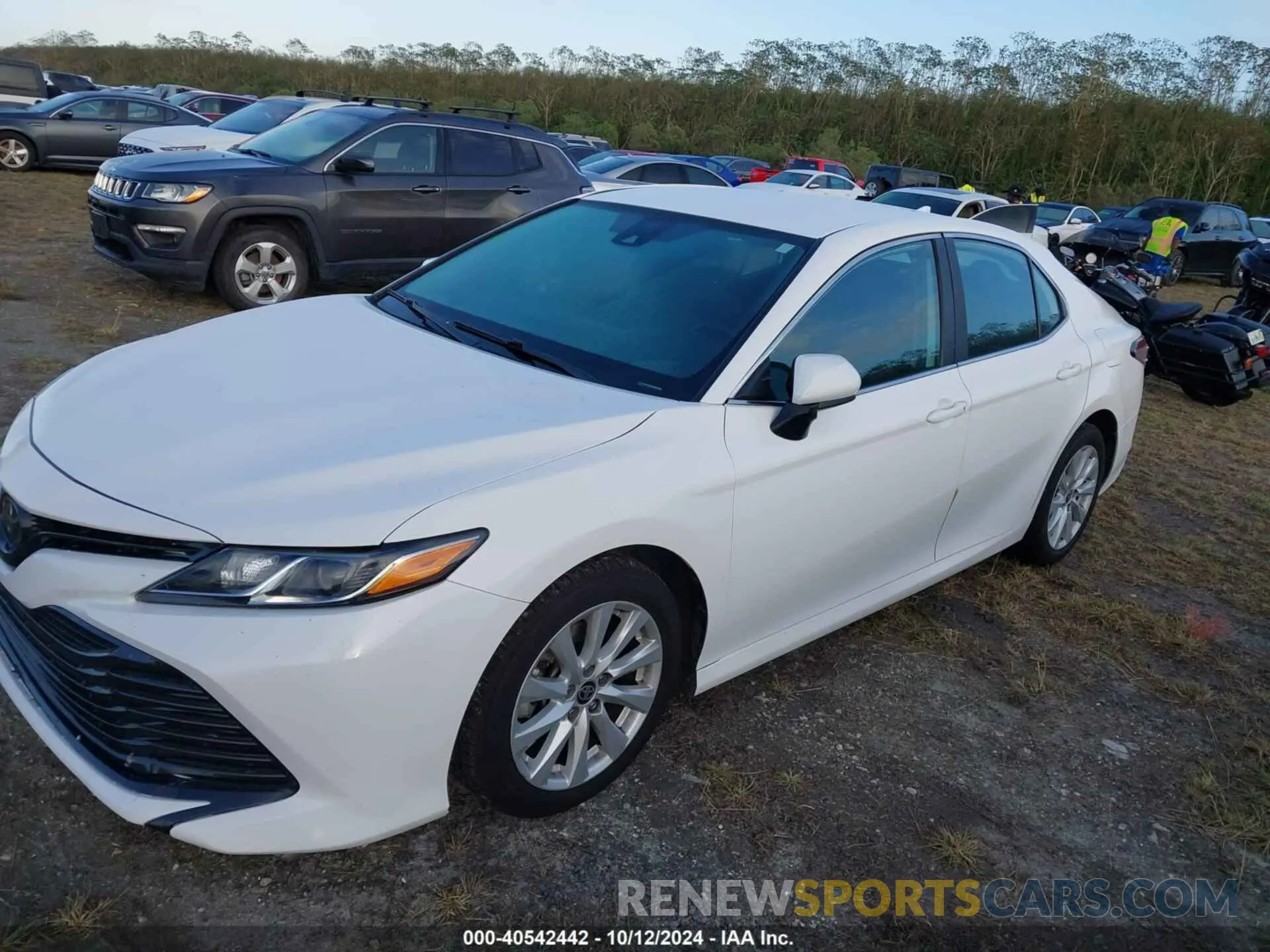 2 Photograph of a damaged car 4T1C11AK5LU965347 TOYOTA CAMRY 2020
