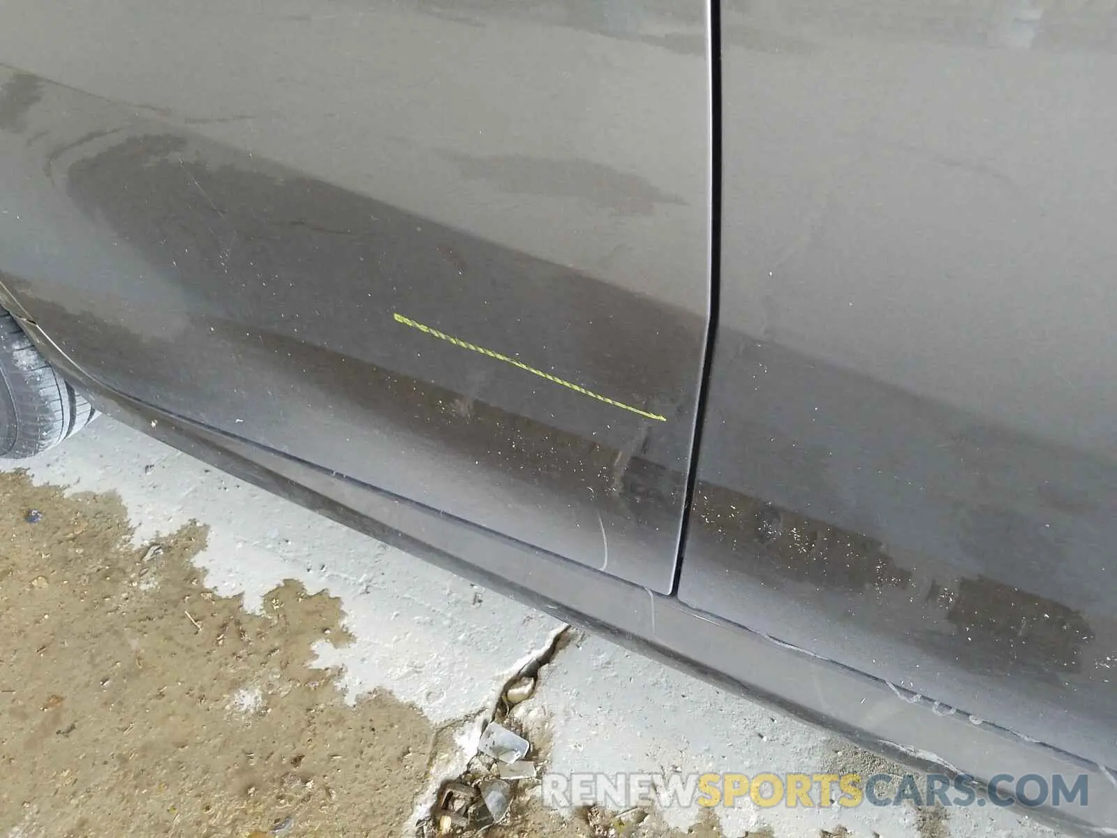 9 Photograph of a damaged car 4T1C11AK5LU971813 TOYOTA CAMRY 2020