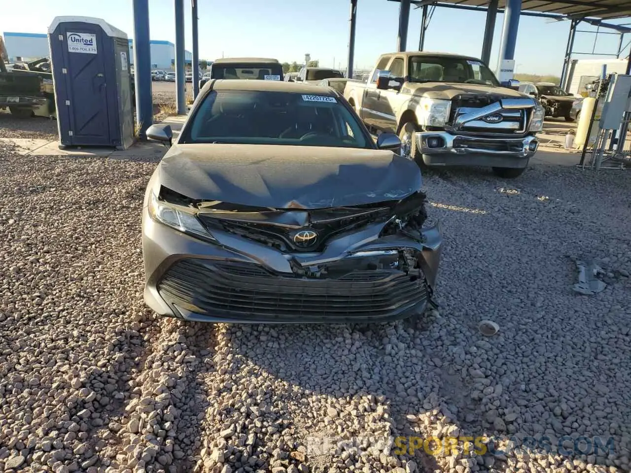 5 Фотография поврежденного автомобиля 4T1C11AK5LU999353 TOYOTA CAMRY 2020