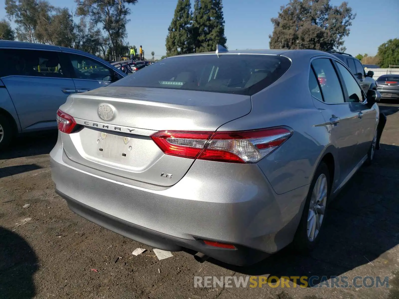 4 Photograph of a damaged car 4T1C11AK6LU346661 TOYOTA CAMRY 2020