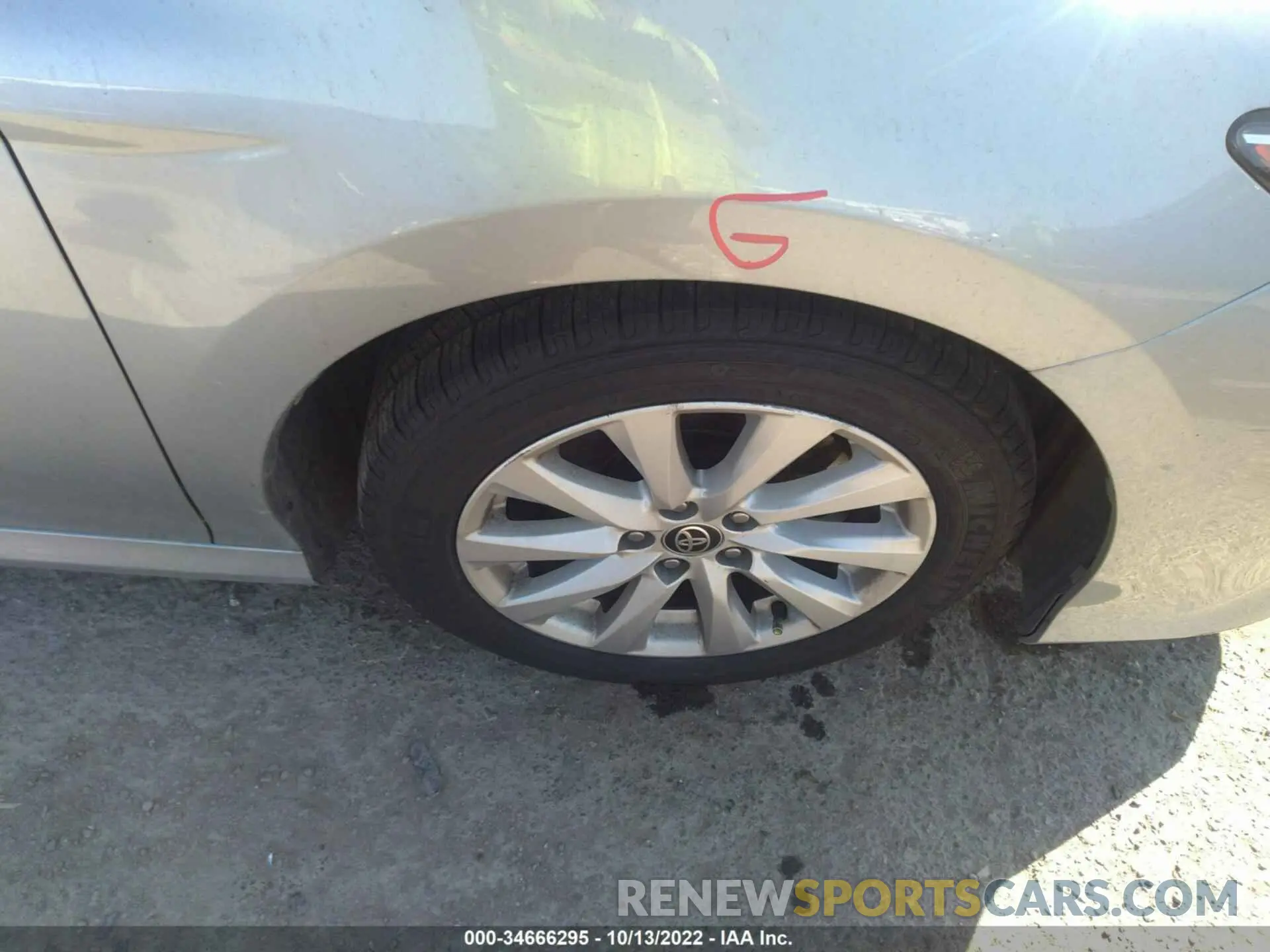 14 Photograph of a damaged car 4T1C11AK6LU363203 TOYOTA CAMRY 2020