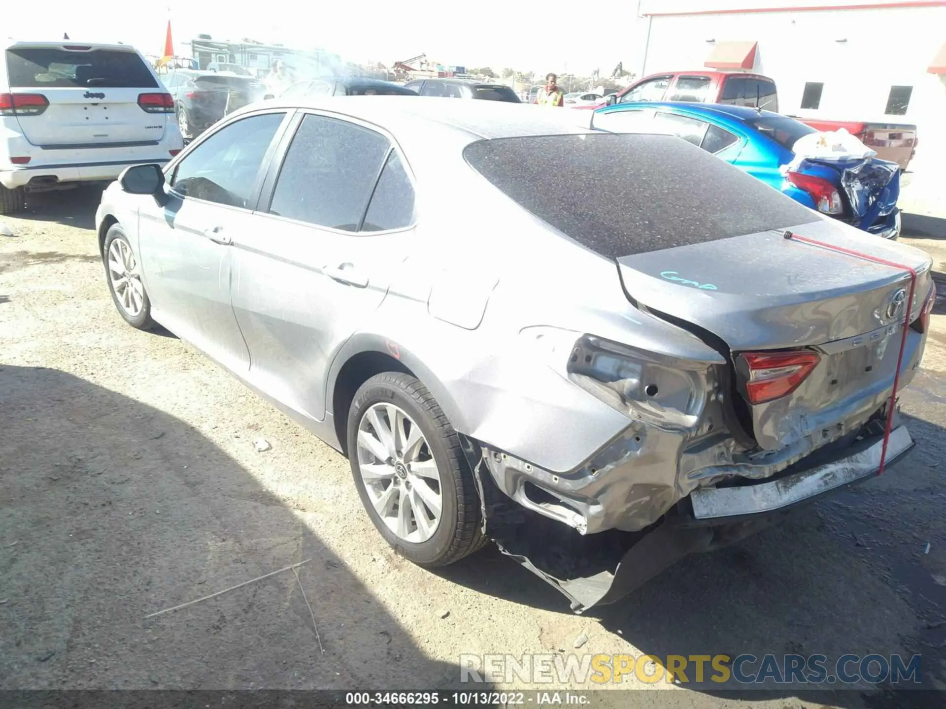 3 Photograph of a damaged car 4T1C11AK6LU363203 TOYOTA CAMRY 2020