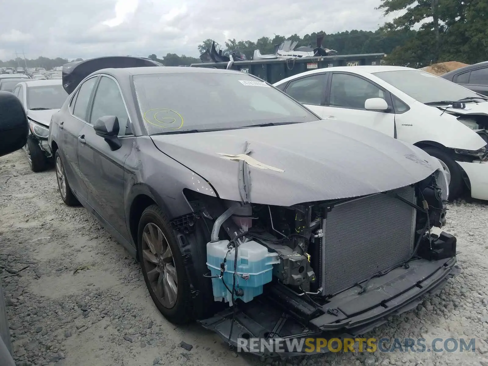 1 Photograph of a damaged car 4T1C11AK6LU368238 TOYOTA CAMRY 2020