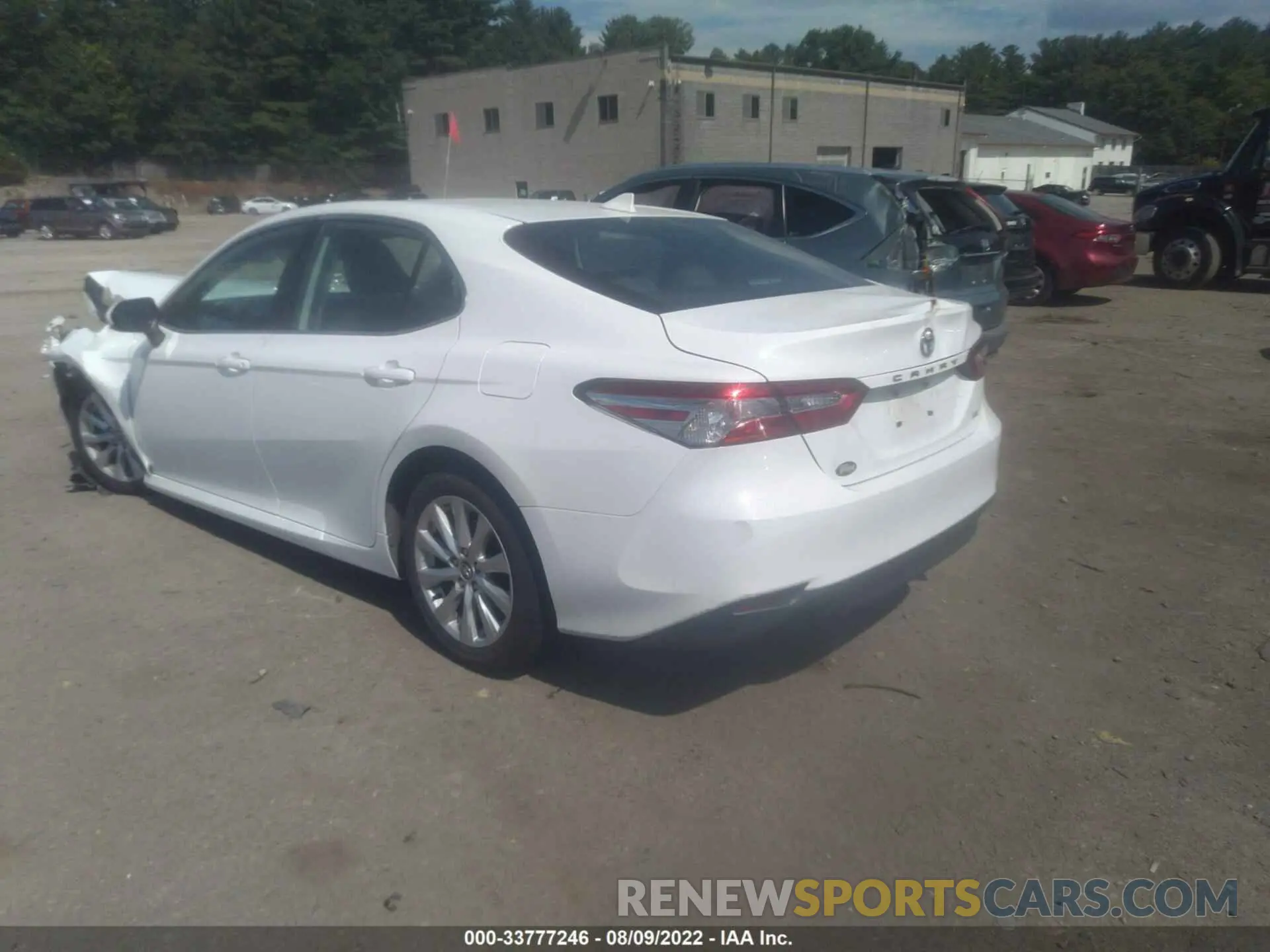 3 Фотография поврежденного автомобиля 4T1C11AK6LU861465 TOYOTA CAMRY 2020