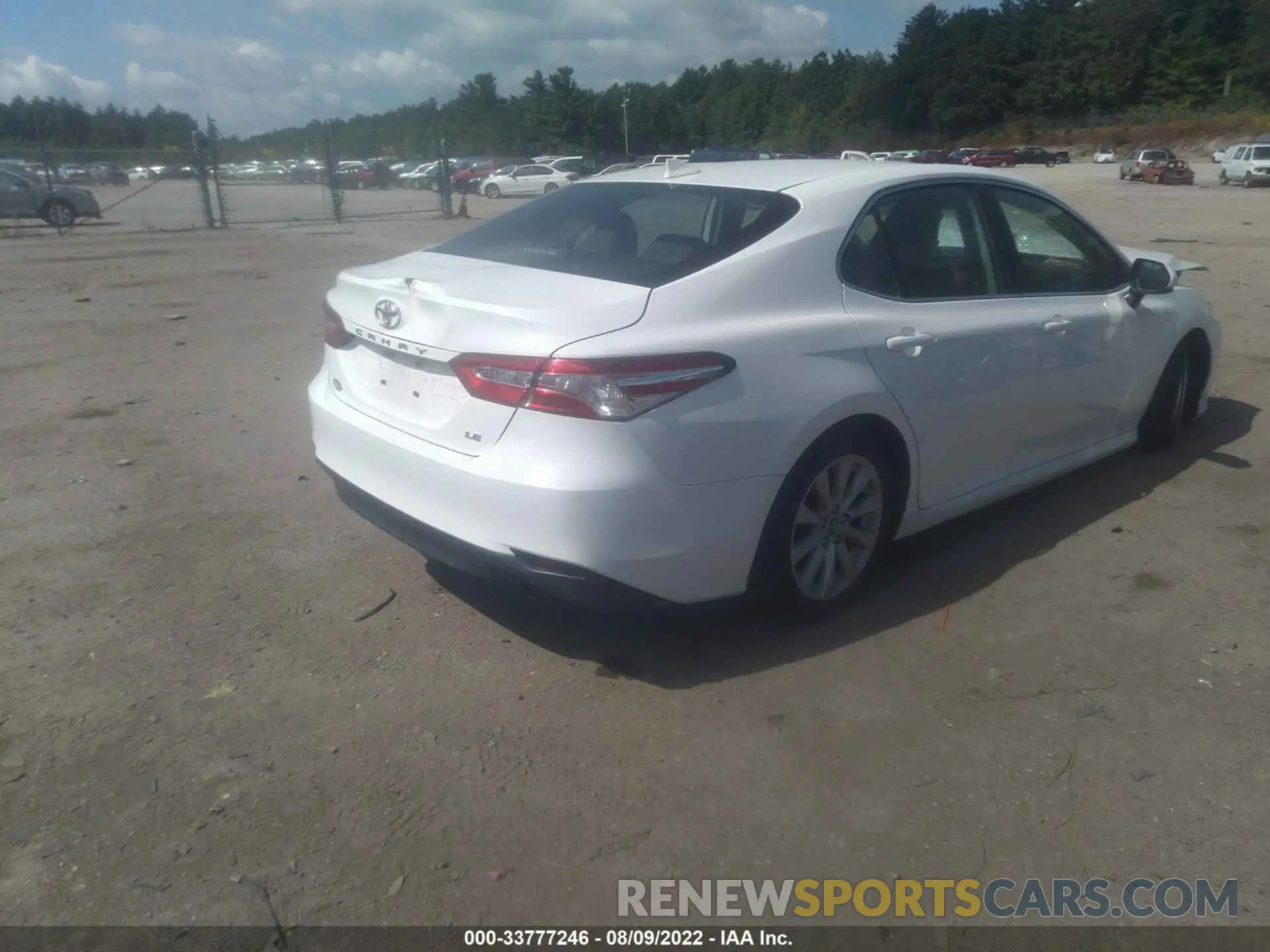 4 Фотография поврежденного автомобиля 4T1C11AK6LU861465 TOYOTA CAMRY 2020