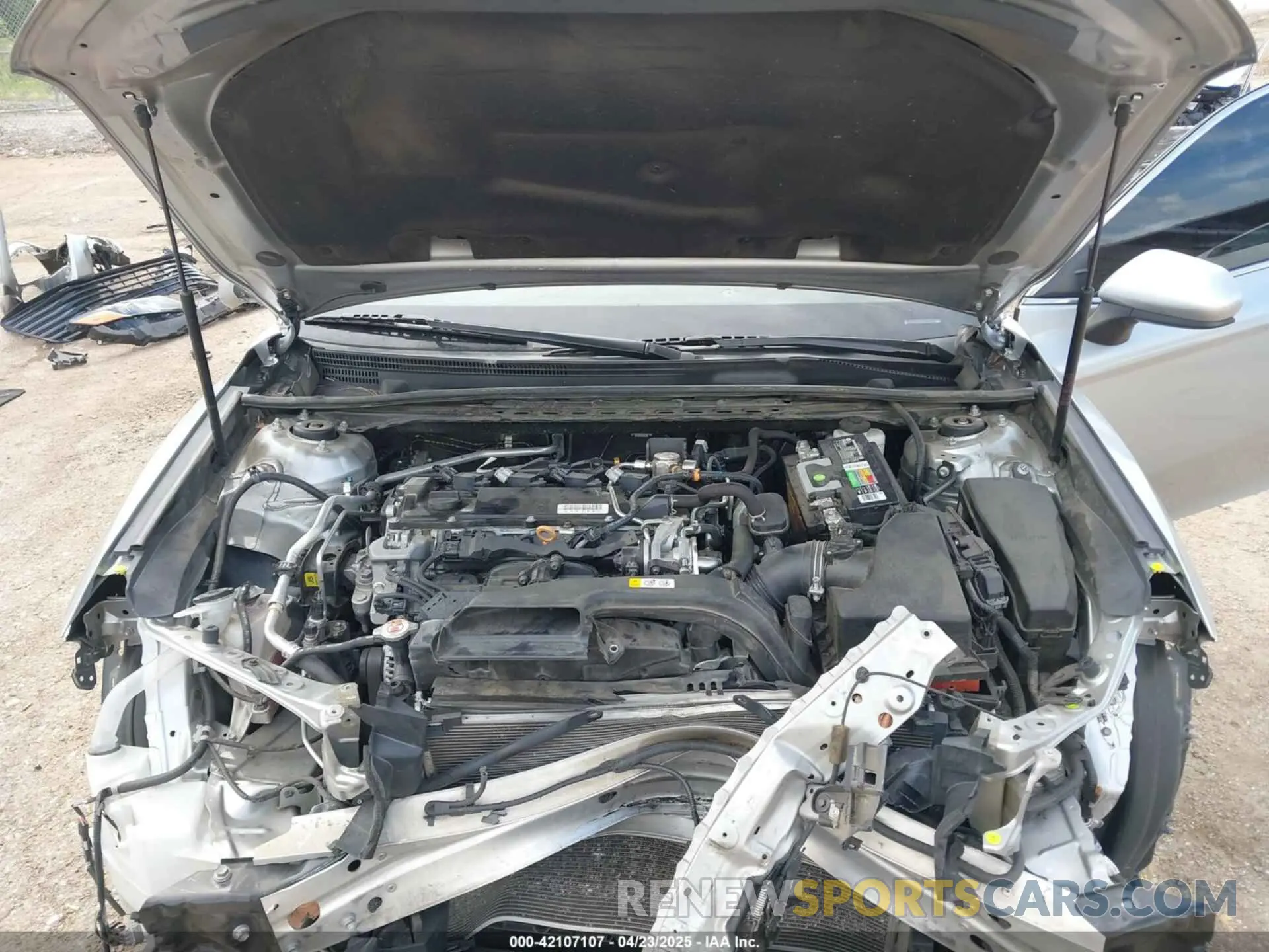 10 Photograph of a damaged car 4T1C11AK6LU869453 TOYOTA CAMRY 2020