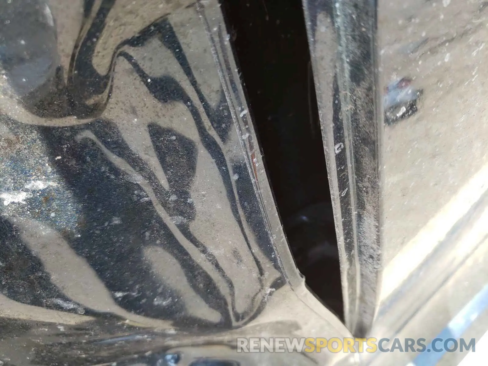10 Photograph of a damaged car 4T1C11AK6LU880520 TOYOTA CAMRY 2020