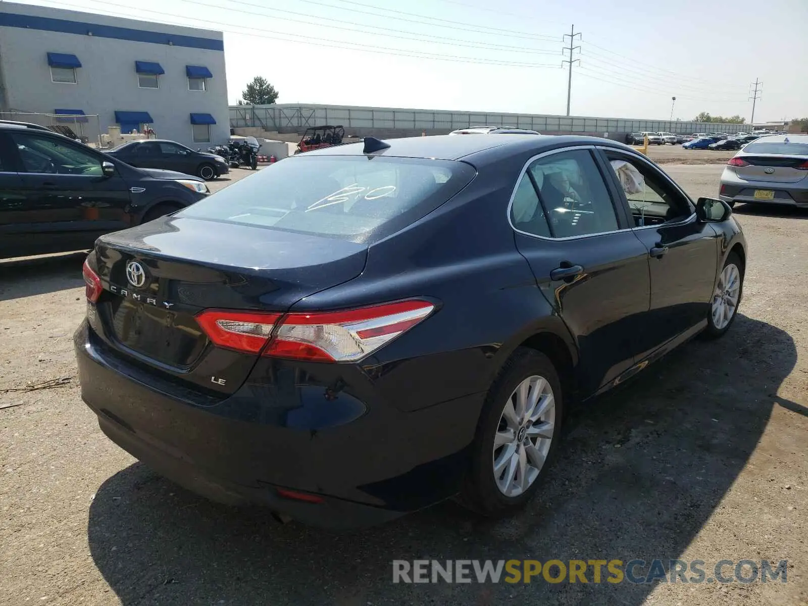 4 Photograph of a damaged car 4T1C11AK6LU880520 TOYOTA CAMRY 2020