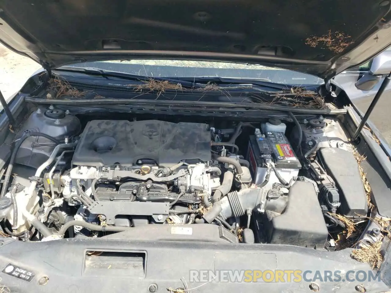 11 Photograph of a damaged car 4T1C11AK6LU889279 TOYOTA CAMRY 2020
