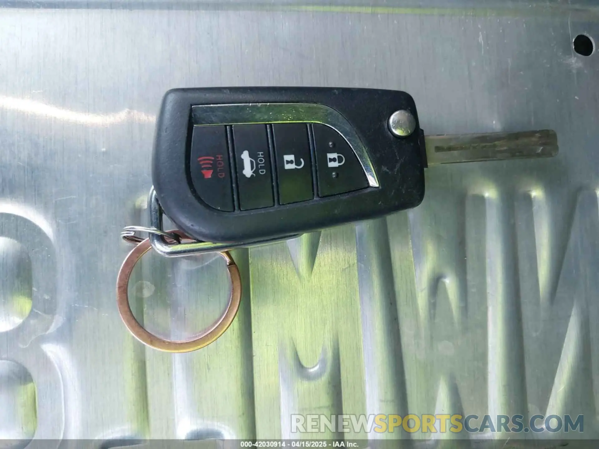 10 Фотография поврежденного автомобиля 4T1C11AK6LU904895 TOYOTA CAMRY 2020
