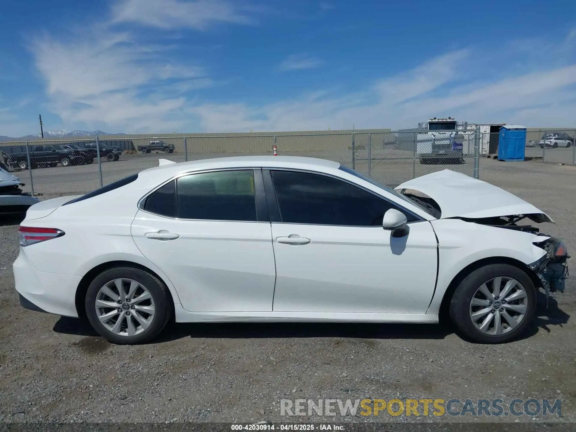 13 Фотография поврежденного автомобиля 4T1C11AK6LU904895 TOYOTA CAMRY 2020
