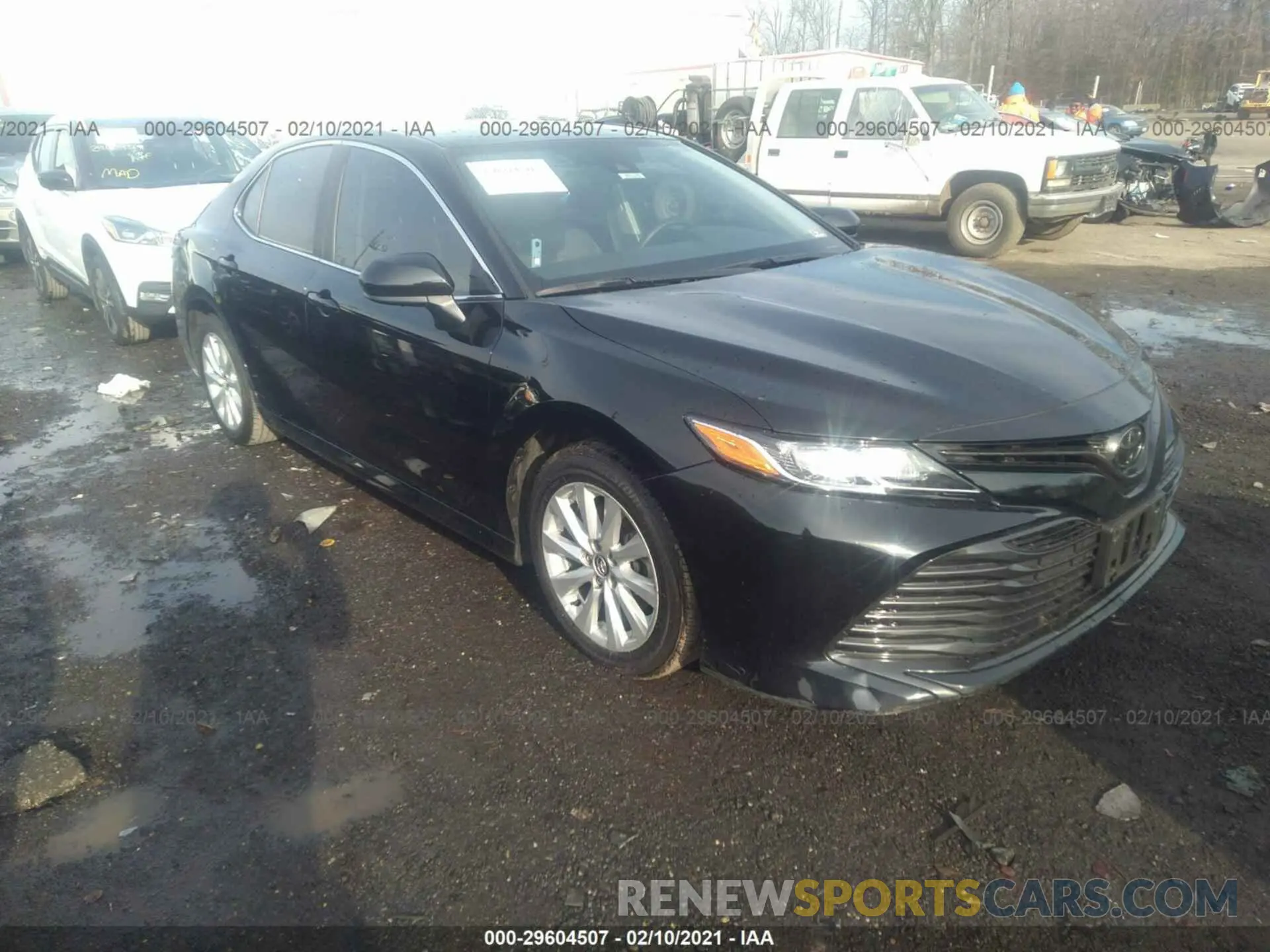 1 Photograph of a damaged car 4T1C11AK6LU911894 TOYOTA CAMRY 2020
