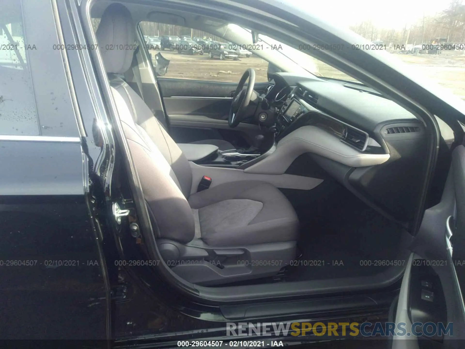 5 Photograph of a damaged car 4T1C11AK6LU911894 TOYOTA CAMRY 2020