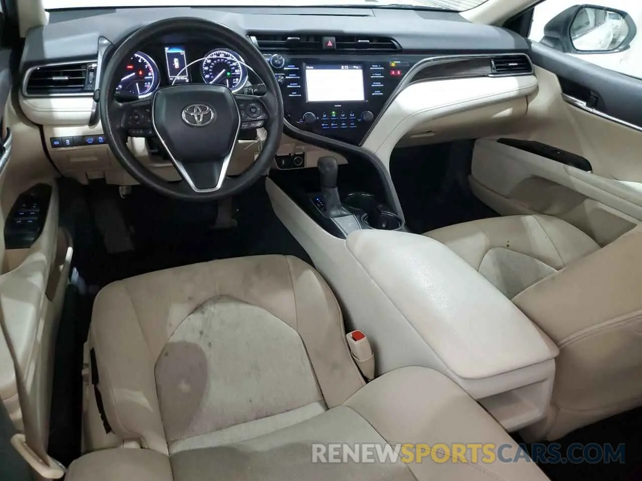 8 Фотография поврежденного автомобиля 4T1C11AK6LU913984 TOYOTA CAMRY 2020