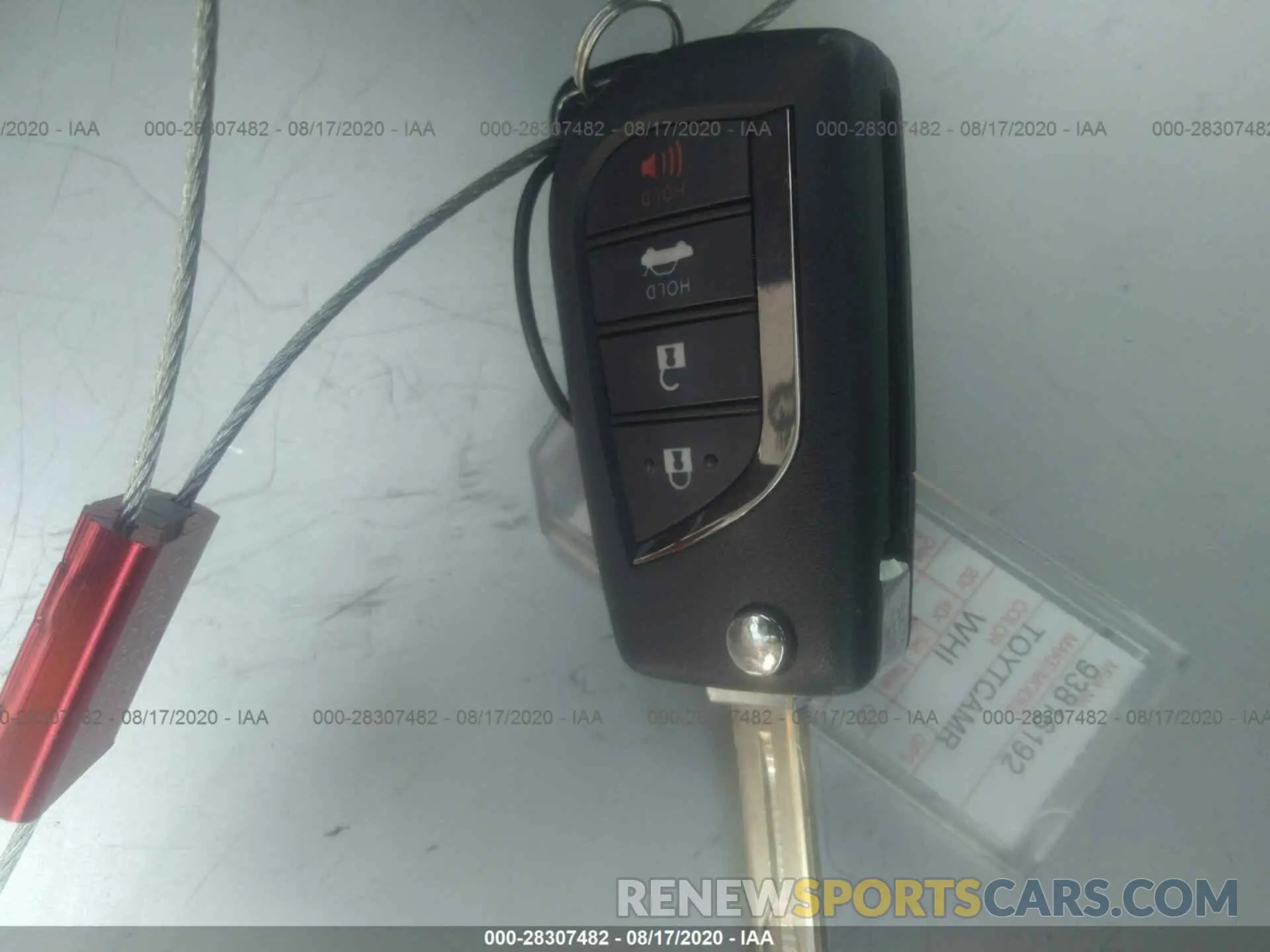 11 Photograph of a damaged car 4T1C11AK6LU917405 TOYOTA CAMRY 2020