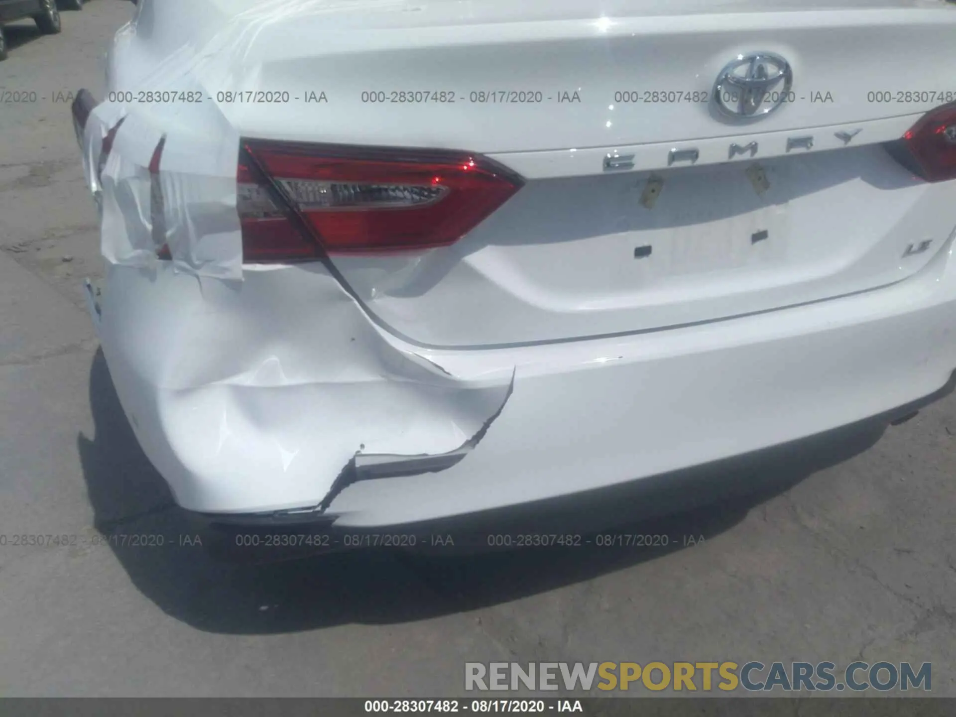 6 Photograph of a damaged car 4T1C11AK6LU917405 TOYOTA CAMRY 2020